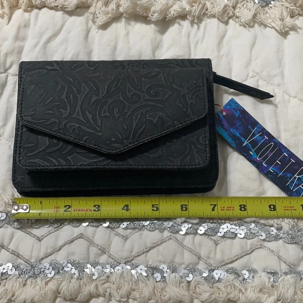Violet‎ Ray black crossbody (NWT)